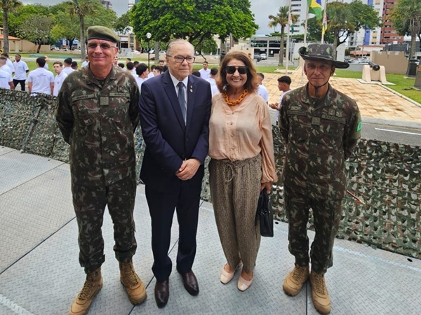 Prefeitura de Cajazeiras participa de encerramento de curso dos Tiros de Guerra da Paraíba