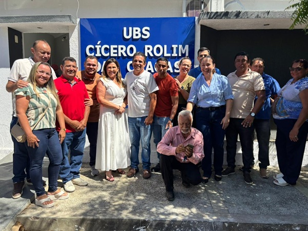 Prefeita Corrinha Delfino entrega novo espaço de funcionamento da UBS do Mutirão II recebendo o nome de Cícero das Lajes