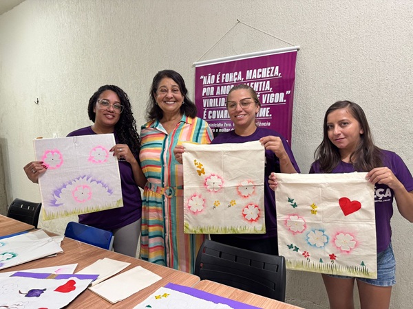 Curso de pintura em ecobags vem transformando a vida de mulheres e abre portas para novos negócios em Cajazeiras