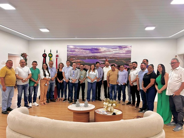 Prefeitura de Cajazeiras realiza reunião Institucional sobre medidas para o reservatório Engenheiro Ávidos