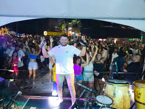 Réveillon do Leblon reúne grande público e marca a virada do ano em Cajazeiras