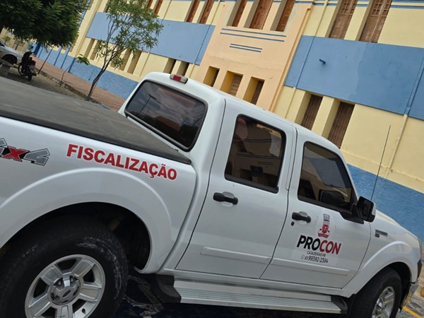 PROCON de Cajazeiras orienta escolas particulares sobre listas de material escolar para 2026