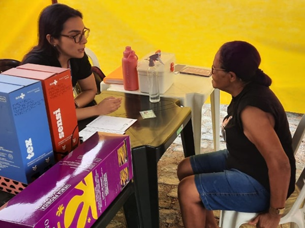 Ação do Janeiro Roxo leva serviços de saúde e conscientização à Praça da Igreja São João Bosco