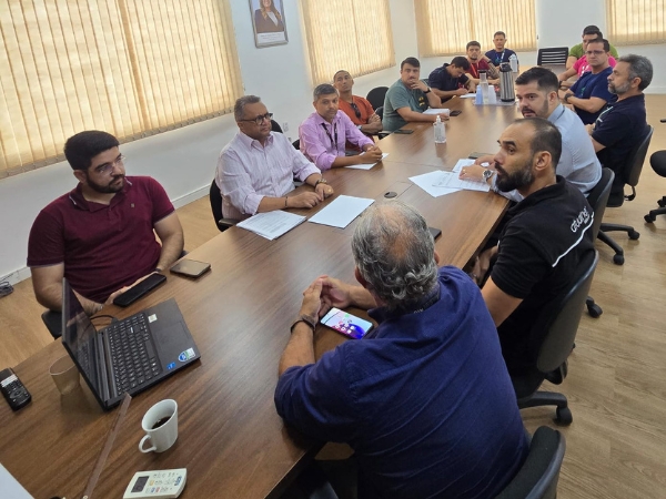 Prefeitura e operadoras definem plano para retirada de cabos inutilizados em Cajazeiras