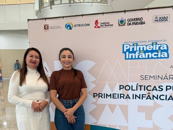 Secretaria de Educação de Cajazeiras participa de seminário estadual sobre primeira infância em João Pessoa