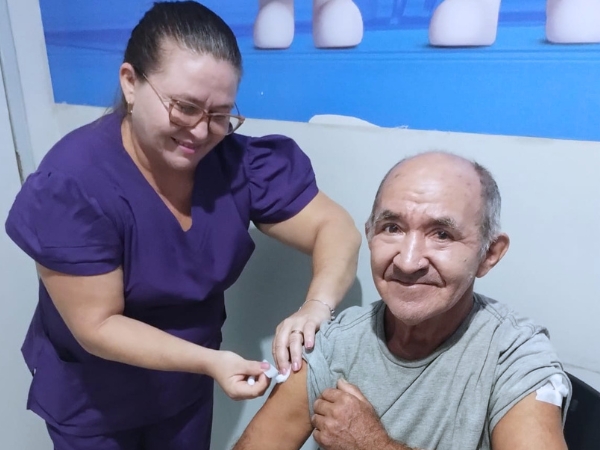Dia D de Vacinação contra influenza aplica 458 doses em Cajazeiras