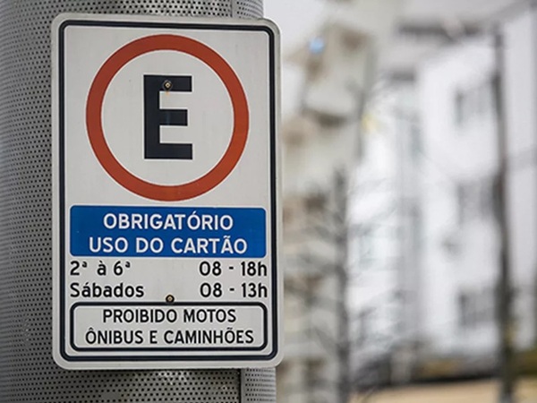 Zona Azul volta a funcionar em Cajazeiras com nova empresa e tecnologia modernizada