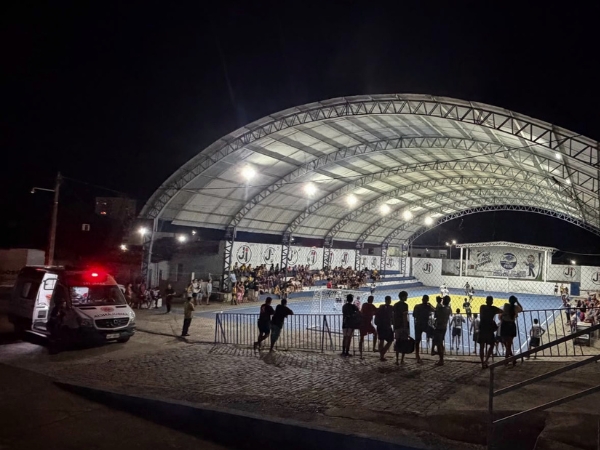 Prefeitura de Cajazeiras abre Campeonato de Futsal com mais de R$ 8 mil em premiação