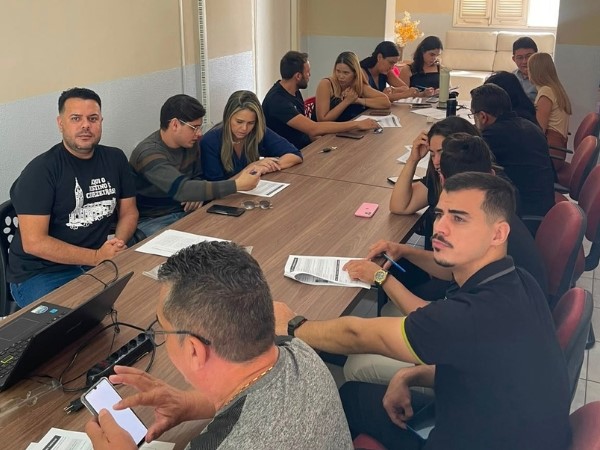 Secretaria de Turismo reúne municípios da região para debater estratégias para o setor